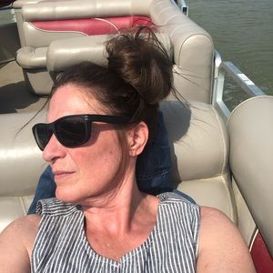 Meet your Posher, Lori